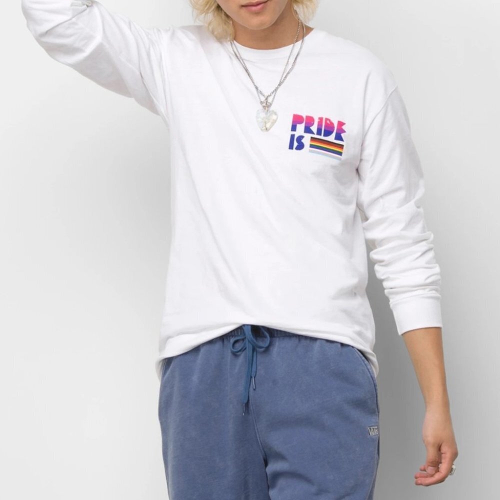 #20❤️ NWT Vans Pride Tee. “Off The Wall” Together.
